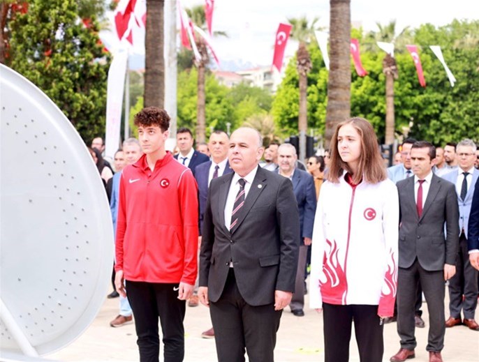 GENÇLİK ve SPOR İL MÜDÜRÜ ÖMER İLMAN'IN 19 MAYIS KUTLAMA MESAJI