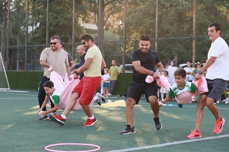 MERKEZEFENDİ’DE AİLELER SPOR FESTİVALİNDE BULUŞTU