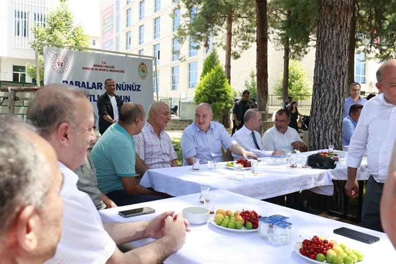 GENÇLİK SPOR'DAN ŞEHİT AİLELERİYLE BABALAR GÜNÜ BULUŞMASI