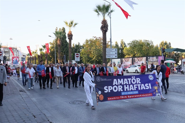 AMATÖR SPOR HAFTASI DENİZLİ’DE COŞKUYLA KUTLANIYOR